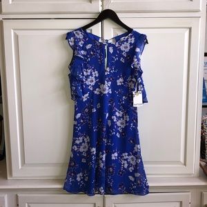 Kensie size 4 floral dress